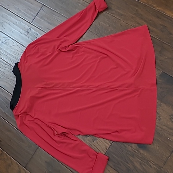 Kim Rogers Red 3/4 Sleeve Blouse with Black Trim & silver buttons size XL - Picture 2 of 7